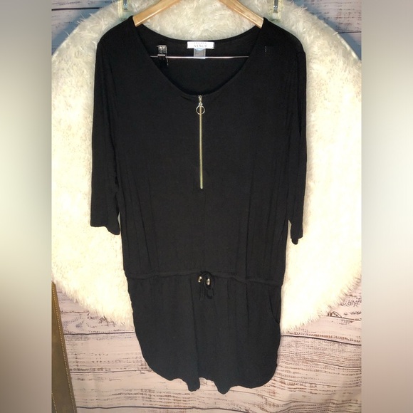 VENUS Black Dress with Gold Zipper Detail NWOT Multiple sizes - Picture 2 of 16